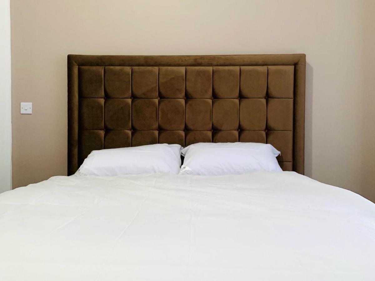 Marina Apartments แบรดฟอร์ด ภายนอก รูปภาพ